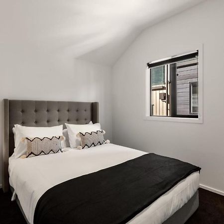 Alex Apt With Onsite Gym And Walk To Town Distretto di Distretto di Queenstown Esterno foto