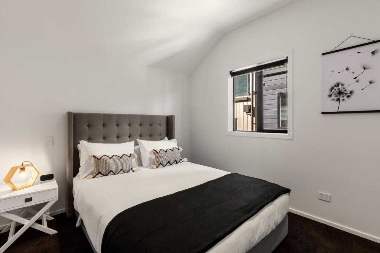 Alex Apt With Onsite Gym And Walk To Town Distretto di Distretto di Queenstown Esterno foto